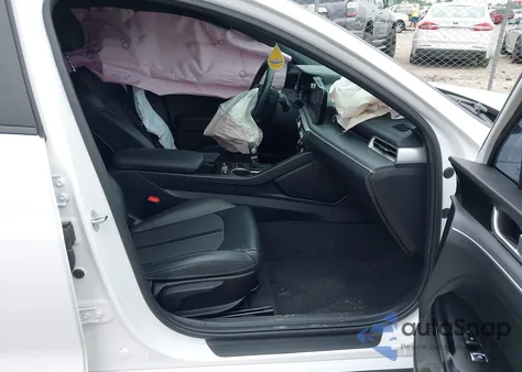 2024 Kia K5 Gt Line from USA, damaged, VIN 5XXG64J2XRG242441